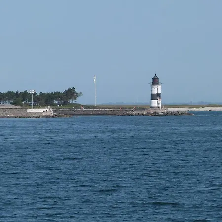 Weisse Strandvilla 56a