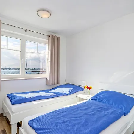 Weisse Strandvilla 56a אולפניץ