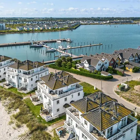 Weisse Strandvilla 56a * Olpenitz